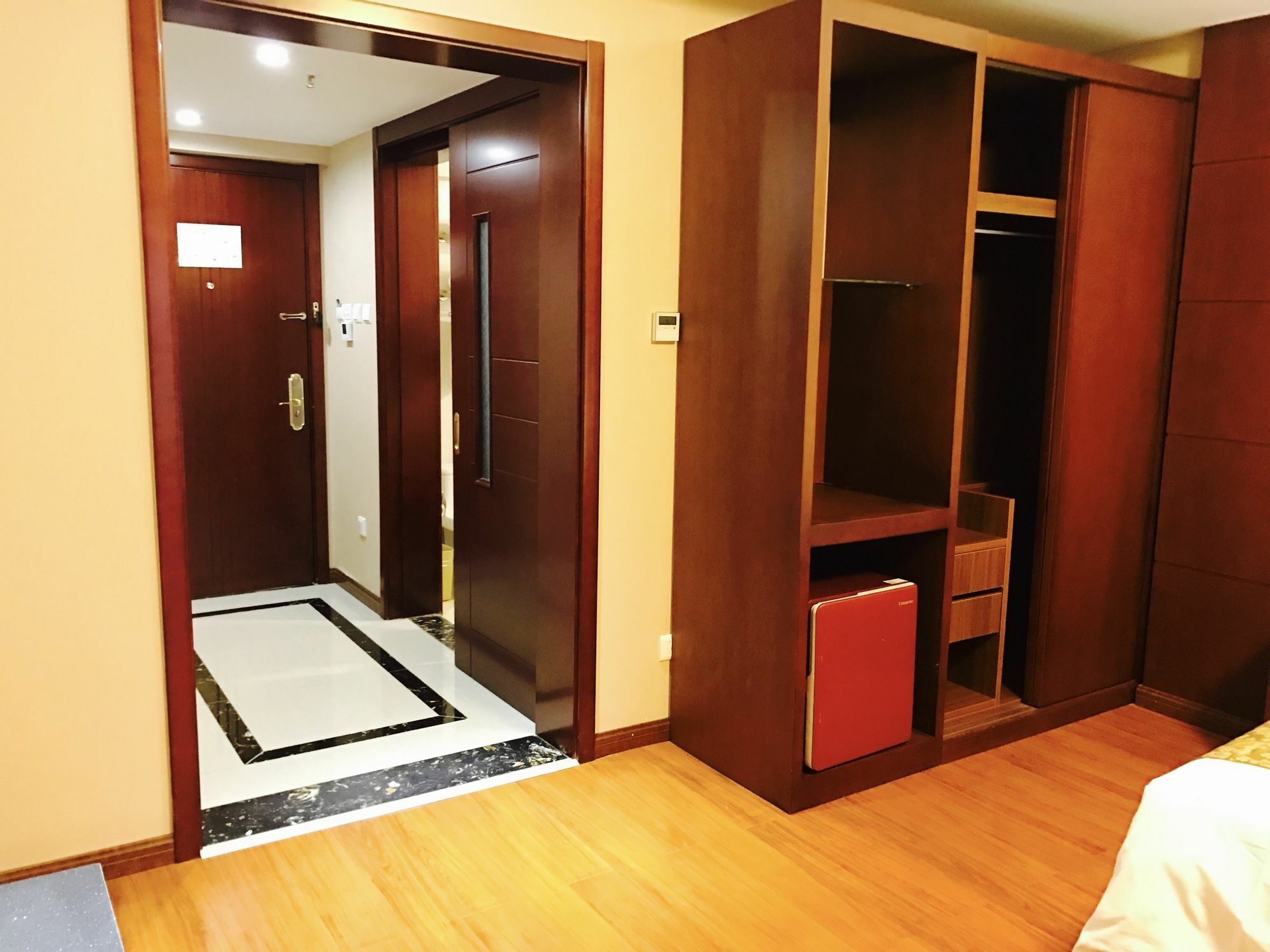 Weihai Golden Bay Holiday Hotel מראה חיצוני תמונה